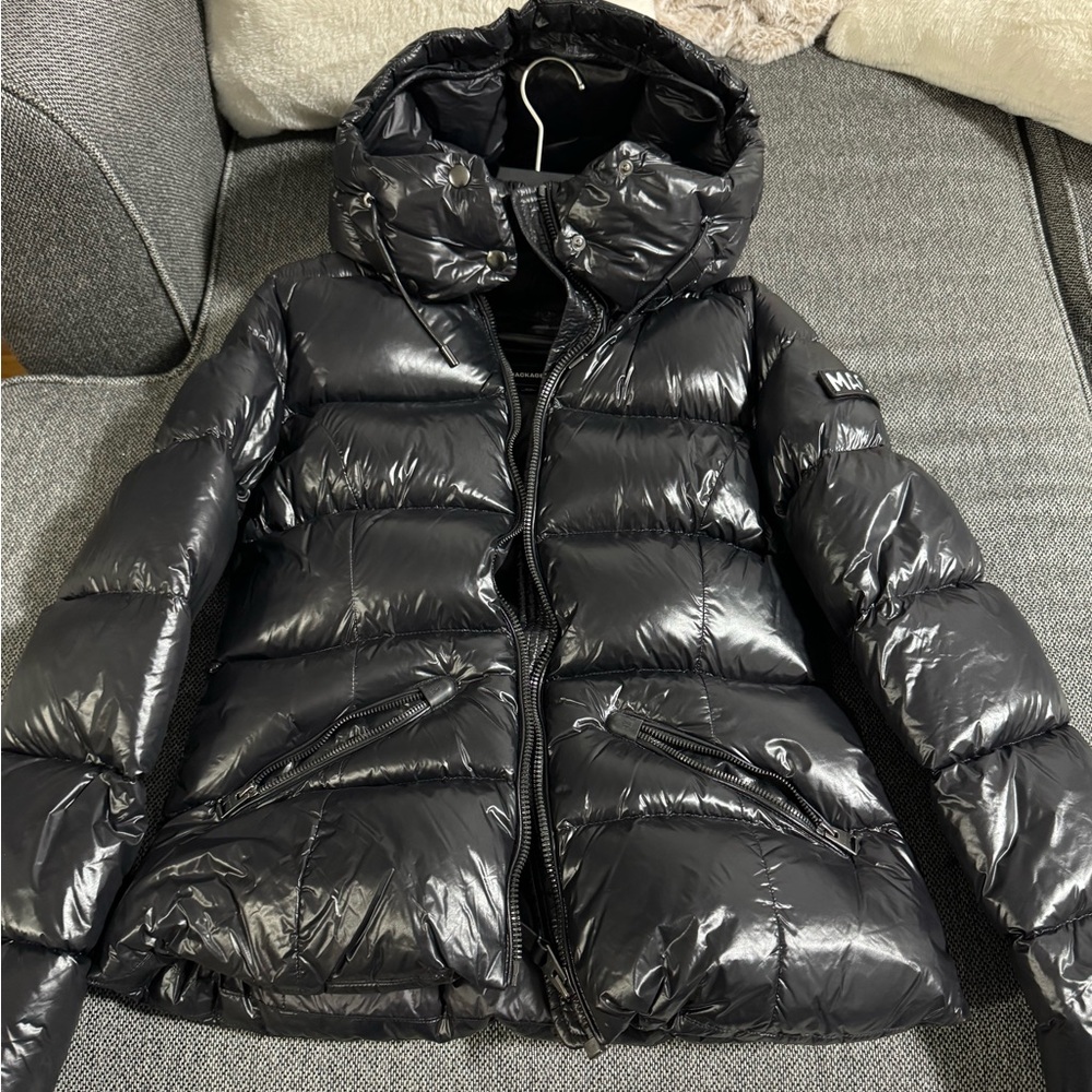 Mackage Madalyn light down jacket with hoodie for sale!!! Size Medium